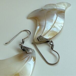 VTG Mother of Pearl and Silver-Tone Dangle Earrings. Elegance.
